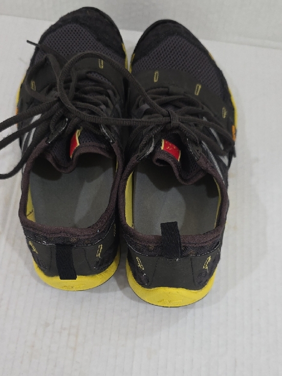 New Balance Minimus Vibram Men\'s Black and Yellow Trail Shoes Size 7.5 D